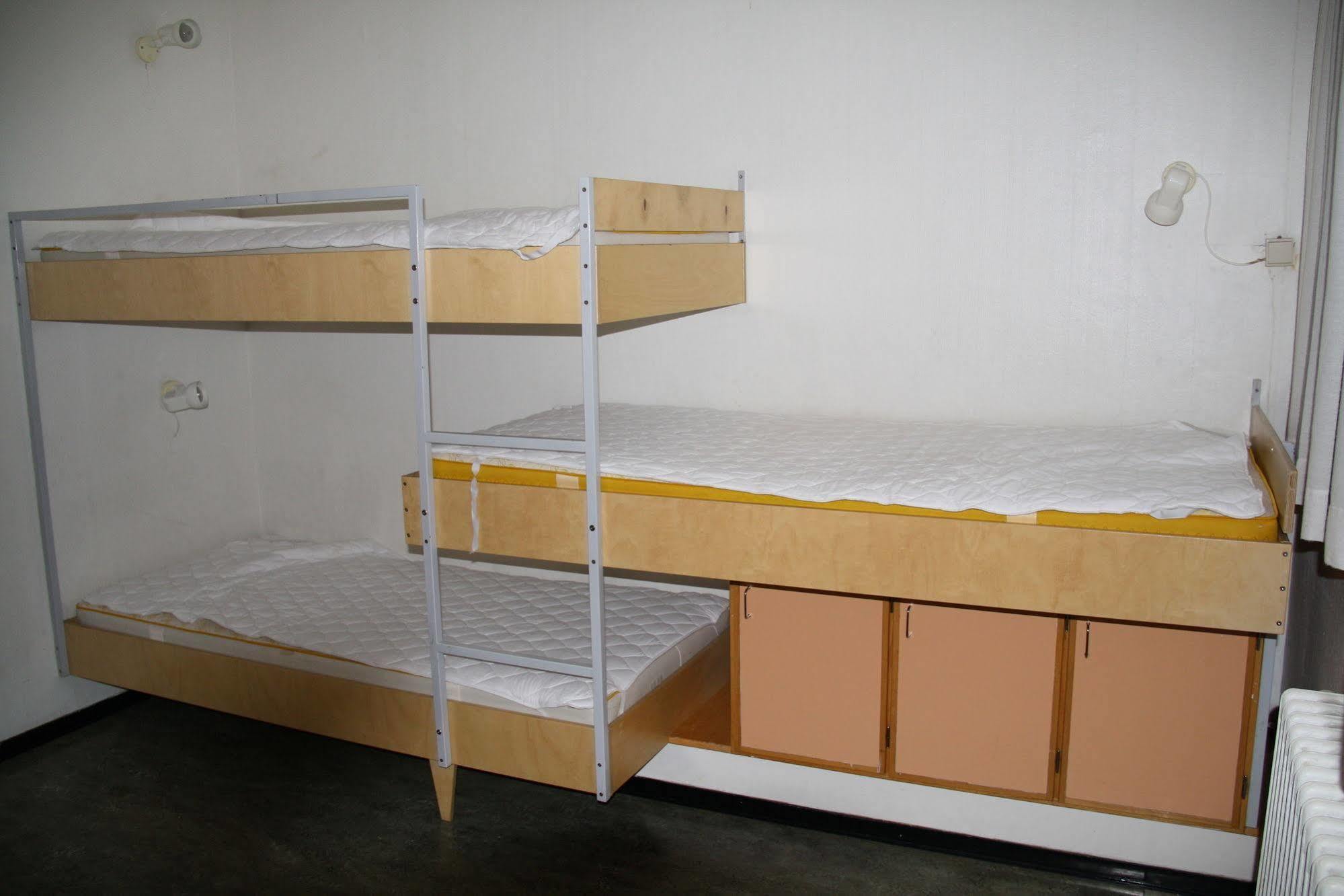 Reykjanes Hostel Экстерьер фото